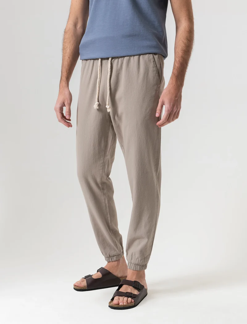 Pantaloni jogger tessuto strutturato da uomo - Verde salvia