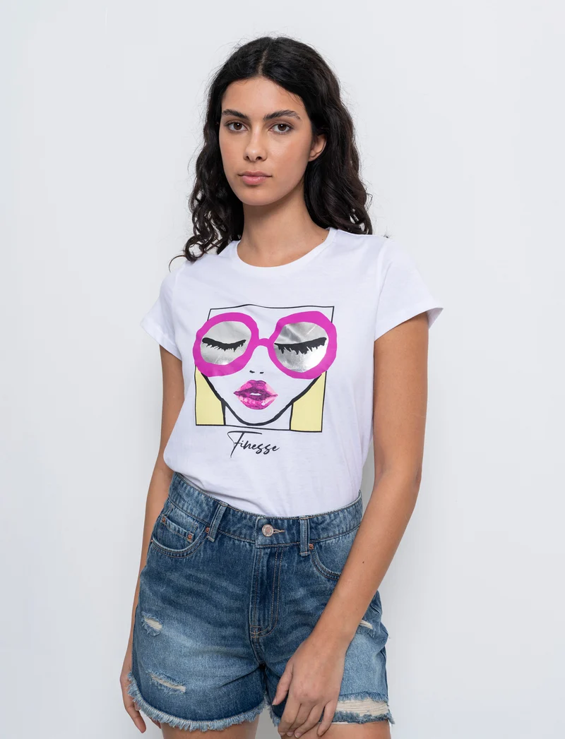 T-shirt con stampa da donna - var 1