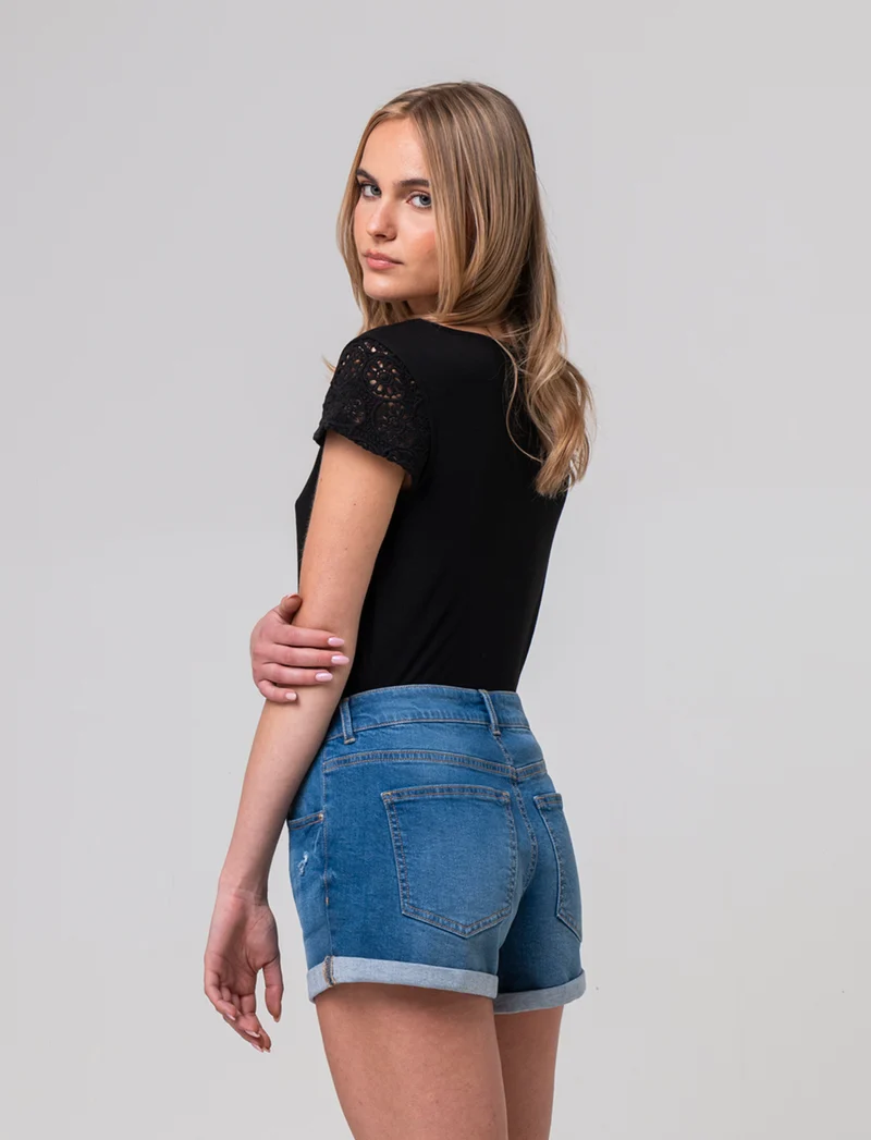 T-shirt con manica in pizzo da donna - Nero