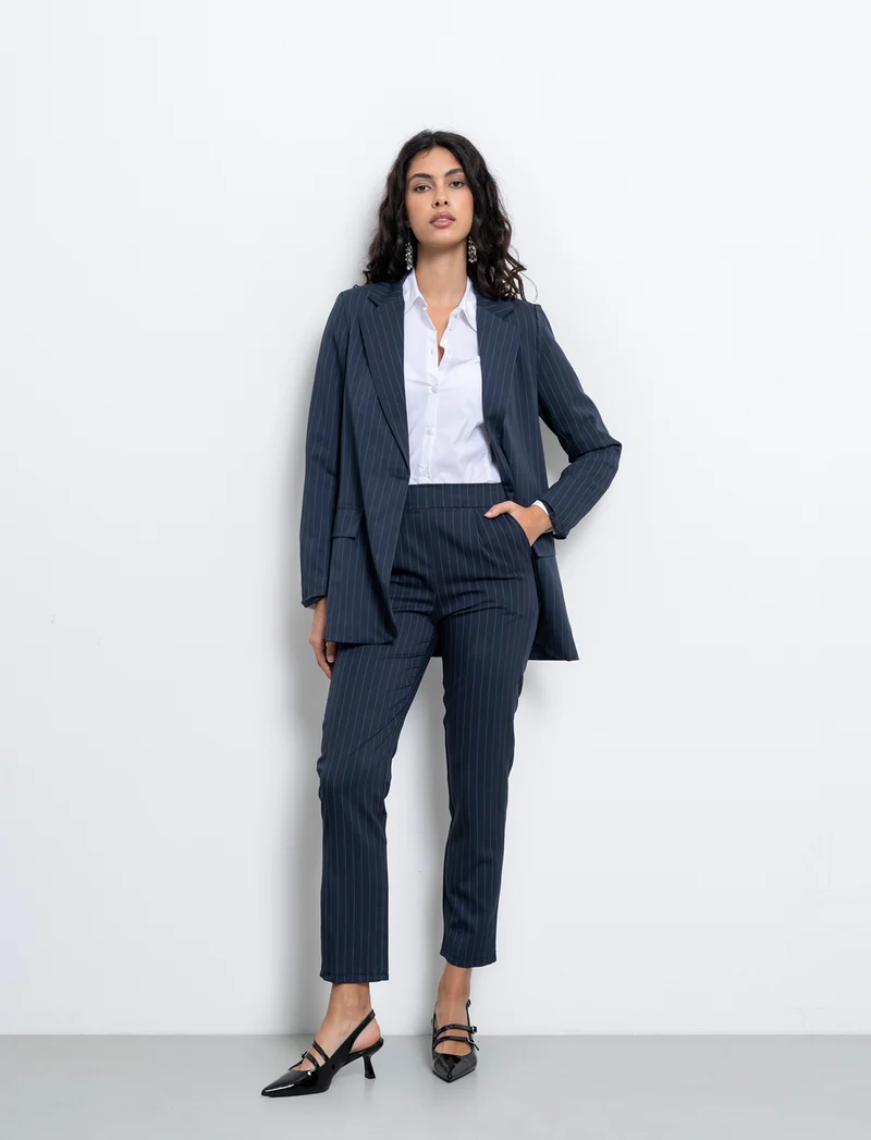 Pantalone in tessuto rigato con elastico al dietro - Blu