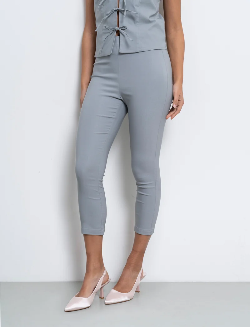 Pantalone pinocchietto da donna - Grigio perla